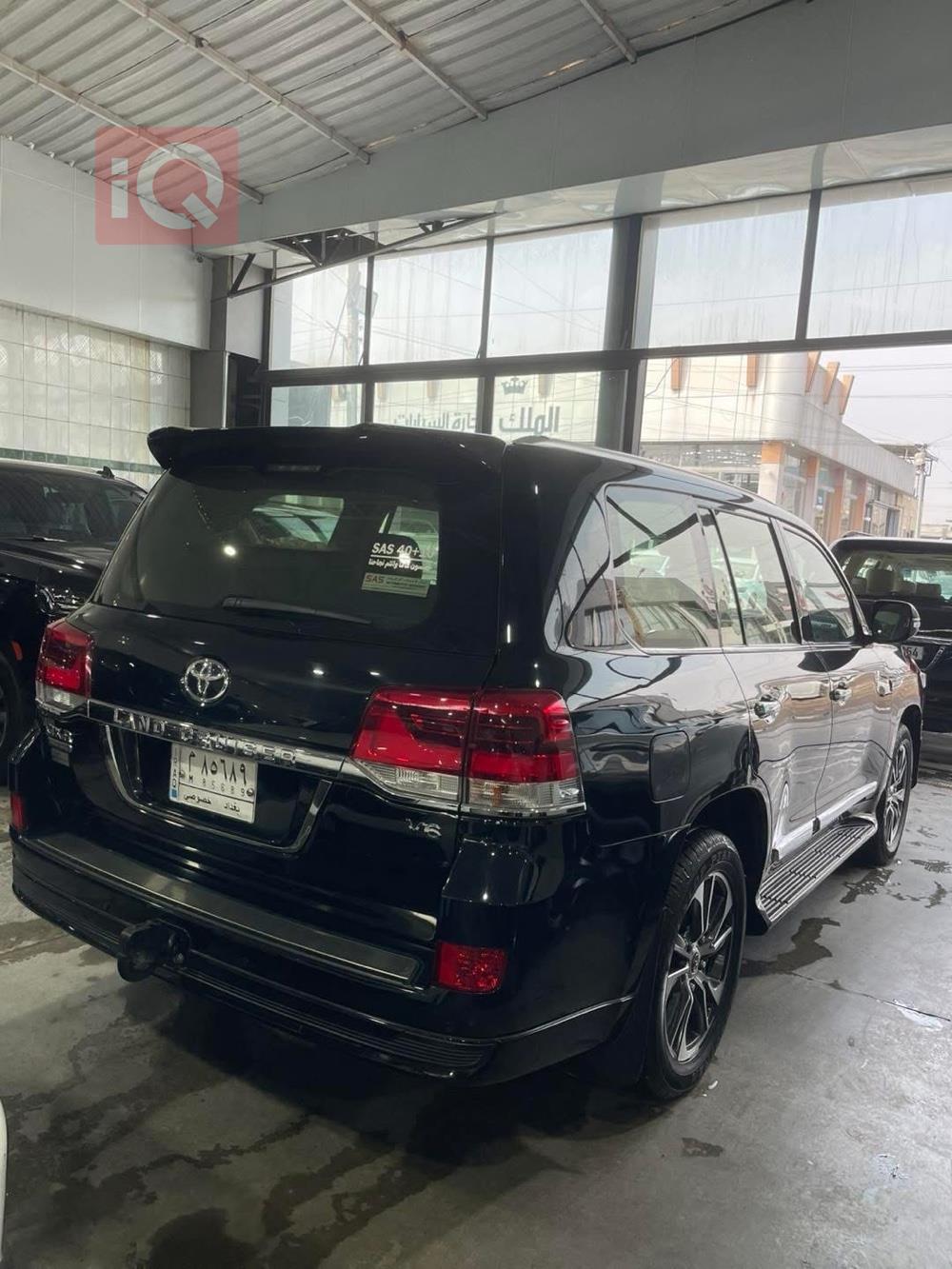 تويوتا لاندكروزر